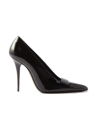 Black Pumps