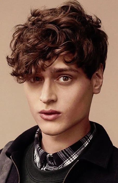 Curly short hair male discount