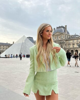Who is Emily Elizabeth? Age, Height, OnlyFans, Net Worth, Photos