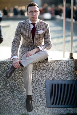 Photo by <a href="http://www.fashionwirepress.com//"rel="nofollow" target="_blank"> Vincenzo Grillo for FashionWirePress</a> Pitti Street Style 2015-12