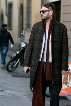 Photo by <a href="http://www.fashionwirepress.com//"rel="nofollow" target="_blank"> Vincenzo Grillo for FashionWirePress</a> Pitti Street Style 2015-9