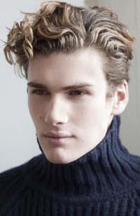 curly and wavy hairstyles for men