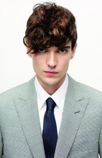curly and wavy hairstyles for men