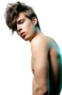 Mens Medium Length hairstyles and haircuts
