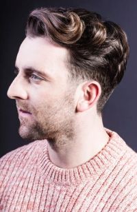 Mens Medium Length hairstyles and haircuts