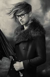 Mens Medium Length hairstyles and haircuts