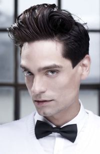 Mens Medium Length hairstyles and haircuts