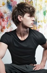 Mens Medium Length hairstyles and haircuts