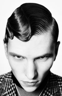 Mens Medium Length hairstyles and haircuts