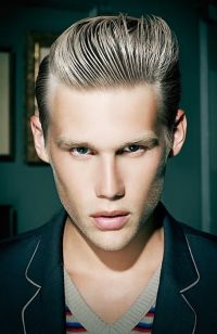 Mens Medium Length hairstyles and haircuts