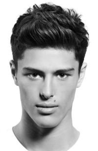 Mens Medium Length hairstyles and haircuts