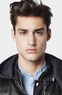 Mens Medium Length hairstyles and haircuts