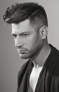 Mens Medium Length hairstyles and haircuts