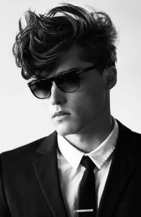 Mens Medium Length hairstyles and haircuts
