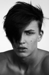 Mens Medium Length hairstyles and haircuts