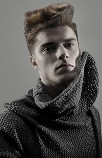 Mens Medium Length hairstyles and haircuts