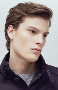 Mens Medium Length hairstyles and haircuts
