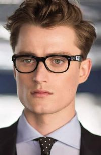 Mens Medium Length hairstyles and haircuts