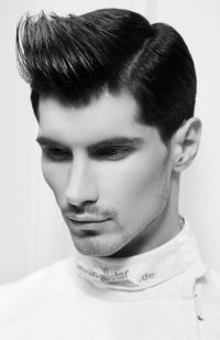 Mens Medium Length hairstyles and haircuts