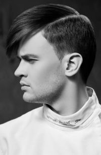 Mens Medium Length hairstyles and haircuts