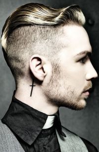 Mens Medium Length hairstyles and haircuts