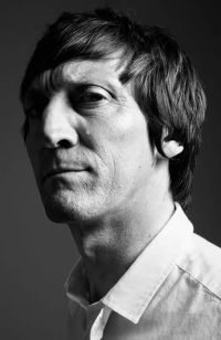 Mens Medium Length hairstyles and haircuts