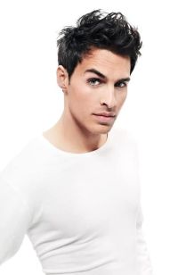 Mens Medium Length hairstyles and haircuts