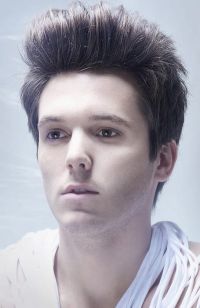 Mens Medium Length hairstyles and haircuts