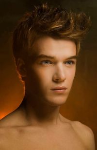 Mens Medium Length hairstyles and haircuts