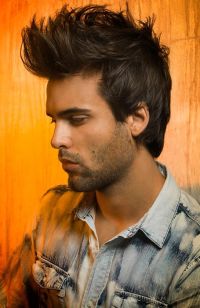 Mens Medium Length hairstyles and haircuts