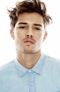 Mens Medium Length hairstyles and haircuts
