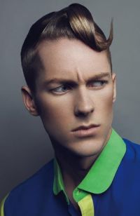 Mens Medium Length hairstyles and haircuts