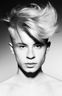 Mens Medium Length hairstyles and haircuts