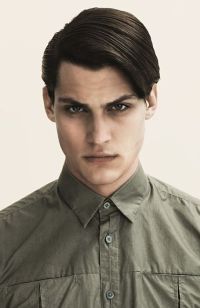 Mens Medium Length hairstyles and haircuts