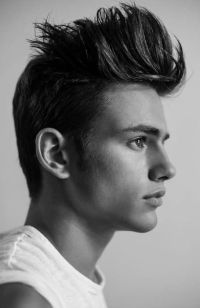 Mens Medium Length hairstyles and haircuts