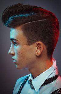 Mens Medium Length hairstyles and haircuts