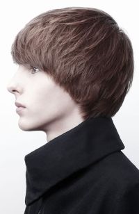 Mens Medium Length hairstyles and haircuts