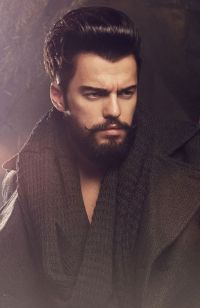 Mens Medium Length hairstyles and haircuts (580)