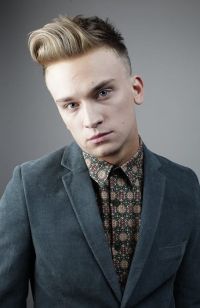 Mens short hairstyles and haircuts (662)
