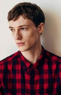 Mens short hairstyles and haircuts (662)