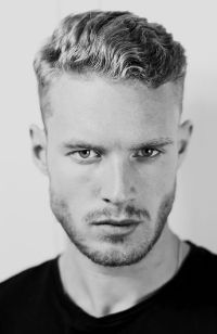 Mens short hairstyles and haircuts (662)