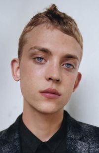 Mens short hairstyles and haircuts (662)