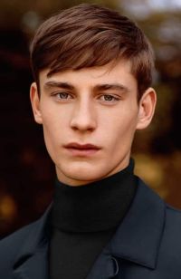 Mens short hairstyles and haircuts (662)
