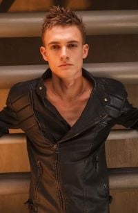 Mens short hairstyles and haircuts (662)