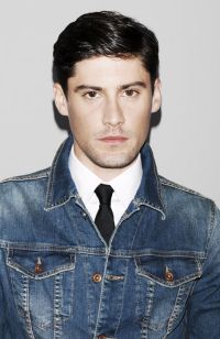 Mens short hairstyles and haircuts (662)