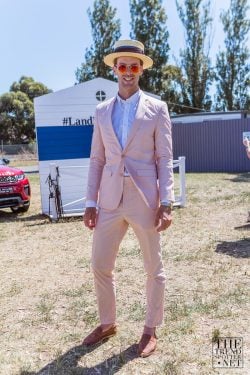 Photo by <a href="https://www.thetrendspotter.net/about"rel="nofollow" target="_blank">Colin Gold</a> Street Style Polo In The City 2015