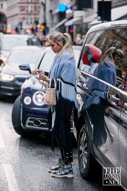 London Fashion Week Aw 2019 Street Style Women 138