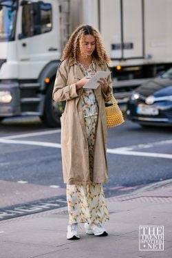 London Fashion Week Aw 2019 Street Style Women 156