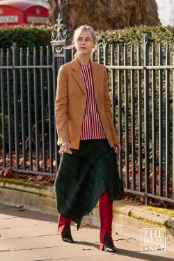 London Fashion Week Aw 2019 Street Style Women 35