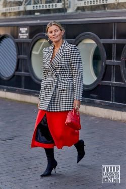 London Fashion Week Aw 2019 Street Style Women 69